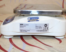 Load image into Gallery viewer, A&D Weighing SJ-5000HS Digital Portion Scale, 5000g x 2g