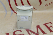 Load image into Gallery viewer, Omron HEM-907XL Blood Pressure Monitor