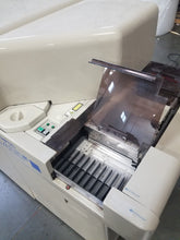 Load image into Gallery viewer, Olympus AU400E Chemistry Analyzer (Beckman Coulter AU400E)