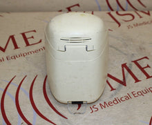Load image into Gallery viewer, Medela Waterless Warmer 87115