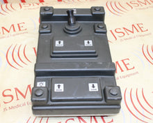 Cargar imagen en el visor de la galería, Carl Ziess 304979-9010 Microscope Footswitch (no cable)