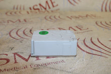 Cargar imagen en el visor de la galería, Mindray Artema Carbon Dioxide Analyzer Unit 115-010077-00