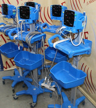 Cargar imagen en el visor de la galería, Lot of 5 GE Carescape Dinamap V100 Vital Signs Monitor on Carts