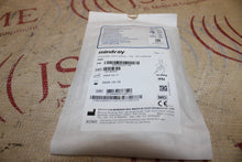 Cargar imagen en el visor de la galería, Mindray Disposable Spo2 Sensor Non Adhesive Box of 20 (Exp 10/25)
