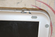 Load image into Gallery viewer, Mindray M7 Portable Ultrasound System Replacement Screen (cracks in bezel)