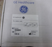 Cargar imagen en el visor de la galería, GE B450 Handle 5830283 (FRU, Handle, B450)