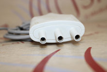 Cargar imagen en el visor de la galería, Medrad Spectris Solaris EP Battery Charger Adapter Part No 3012424