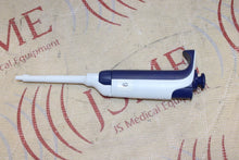 Cargar imagen en el visor de la galería, Rainin L-200 XLS 20-200μL LTS Pipet-Lite Single Channel Pipette