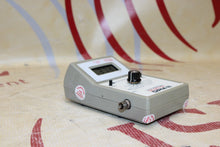 Load image into Gallery viewer, Bio-Tek DPM-lll/III Universal Biometer