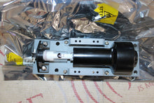 Load image into Gallery viewer, Siemens Advia Centaur XP 5ml Diluter Assy P/N: 078-B062-01/10322525