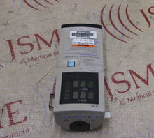 Cargar imagen en el visor de la galería, Nellcor N-20 Handheld Pulse Oximeter w/ Case