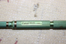 Cargar imagen en el visor de la galería, Vintage Clock Edward Weck 5914 Ophthalmic Surgical Instrument Green Knurled Grip