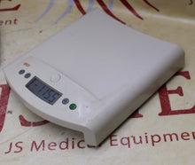 Load image into Gallery viewer, SECA 354 Digital Baby Infant Scale