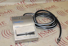 Cargar imagen en el visor de la galería, Zimmer Footswitch Scandimed Implant AB 4232 Vacuum Foot Control Pedal And Hose