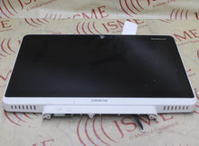Cargar imagen en el visor de la galería, Mindray Benevision N17 Monitor & Front Bezel (screen is cracked)