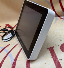 Load image into Gallery viewer, Edwards Lifesciences EV1000M Monitor
