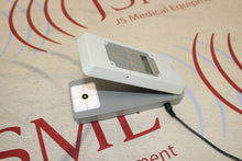 Cargar imagen en el visor de la galería, X-Rite 331 Film Densitometer