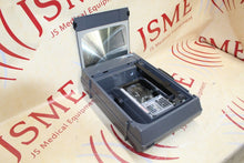 Load image into Gallery viewer, 3M 2000 Portable Overhead Projector