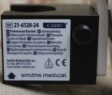 Cargar imagen en el visor de la galería, Smiths Medical CADD-Solis 2110 PCA Pump w/ Polemount Adapter & Bracket