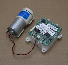 Cargar imagen en el visor de la galería, Mindray 115-017679-00/051-000929-00(5.0) NIPB Valve Assembly board w/ Mini Pump
