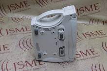 Cargar imagen en el visor de la galería, Masimo Set Rainbow Radical 7 Signal Extraction Pulse CO-Oximeter w/ RDS-1 Dock