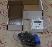 Cargar imagen en el visor de la galería, Precision Medical PM5950 Oxygen Analyzer