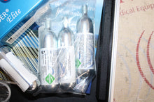 Load image into Gallery viewer, CO2mmander ELITE Portable CO2 Delivery System P/N COM915 w/ Cartridges