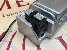 Load image into Gallery viewer, Airtraq Wireless Monitor Camera Dock Station A-333 ATQ-333