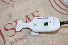 Cargar imagen en el visor de la galería, Lot of 2 Stryker 0408-600-000 Flyte Surgical Helmet w/ Headlight Power Cord