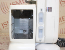 Cargar imagen en el visor de la galería, GE Transport Pro Patient Monitor w/ TRAM Chute 2020155-001