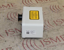 Cargar imagen en el visor de la galería, Ellex iScience FI-100 iLumin Fiberoptic Illuminator