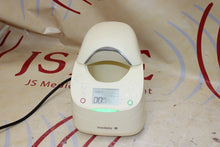 Load image into Gallery viewer, Medela 87115 Digital Waterless Milk Warmer