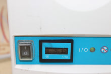 Load image into Gallery viewer, Datex Ohmeda 6600-0833-800 Giraffe Spot PT Lite Phototherapy System