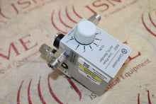 Cargar imagen en el visor de la galería, Lot of 3 Carefusion Bird Low Flow Air /O2 Blender 03920A