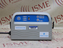 Cargar imagen en el visor de la galería, Vasopress VP500DM Supreme Mini DVT Pump w/2x VP510 Tubesets(box lightly damaged)