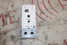 Cargar imagen en el visor de la galería, Mindray CO2 Microstream Module Front Panel ASSY (top chipped)