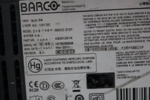 Cargar imagen en el visor de la galería, Barco MDCC 2121/K9301201A 21' Medical Monitors w/ Base