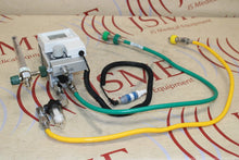 Load image into Gallery viewer, Maxtec Maxblend 16694A Low Flow Air/Oxygen Blender w/ Attachments