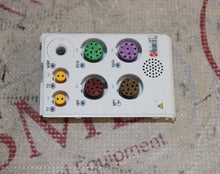 Load image into Gallery viewer, Mindray BeneView T1 Side Panel ASSY Masimo Set
