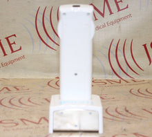 Cargar imagen en el visor de la galería, Skytron Lucina 4 With Base White Portable Recessed LED Exam Light