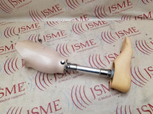 Load image into Gallery viewer, Bulldog Prosthetic Foot Below The Knee. Size 29, Left. TCA-1S