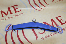 Load image into Gallery viewer, Arjo ArjoHuntleigh BJM Voyager 2-Point Spreader Carry Bar For Loop Slings 600LB