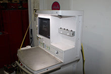 Load image into Gallery viewer, Mindray A5 Anesthesia Machine