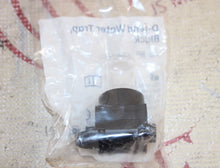 Cargar imagen en el visor de la galería, 9x OEM GE D-fend Water Trap Back 876446-HEL