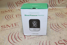 Cargar imagen en el visor de la galería, Carbon Health Bluetooth Blood Pressure Monitor (white-labeled smart BP cuff for