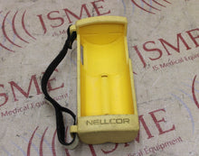 Cargar imagen en el visor de la galería, Nellcor N-20 Handheld Pulse Oximeter w/ Case