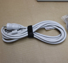 Cargar imagen en el visor de la galería, NEW Vasopress Supremem Mini VP500DM DVT Pump w/ VP510 Tubesets & Power Cord