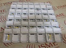 Cargar imagen en el visor de la galería, Lot of 42x- Mindray Benevision TM70 Telemetry Transmitters (cracked screens)
