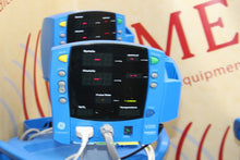 Cargar imagen en el visor de la galería, Lot of 5 GE Carescape Dinamap V100 Vital Signs Monitor on Carts