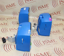 Load image into Gallery viewer, Lot of 3 GE Dinamap Carescape V100 Patient Monitors 2038172-001-227385